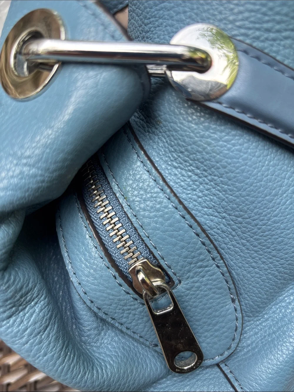 Michael Kors Blue Pebbled Leather Bag Beautiful 🤩 Dustbag included.